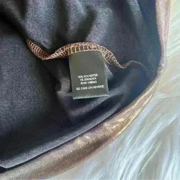 Torrid Sz 0 Large Brown Metallic Brown Stretch Short Sleeve Shirt - Picture 6 of 7